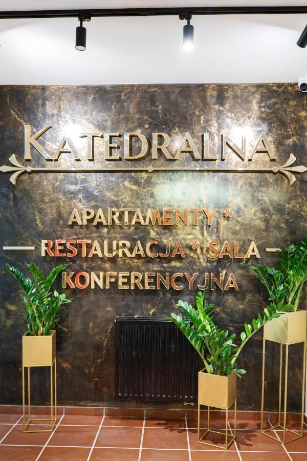 Katedralna Apart'S 莱格尼察 外观 照片