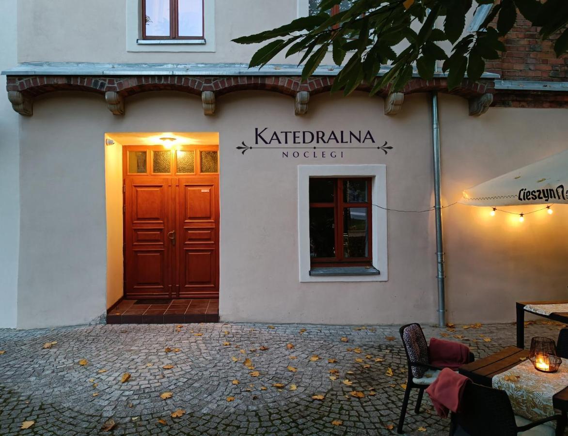 Katedralna Apart'S 莱格尼察 外观 照片